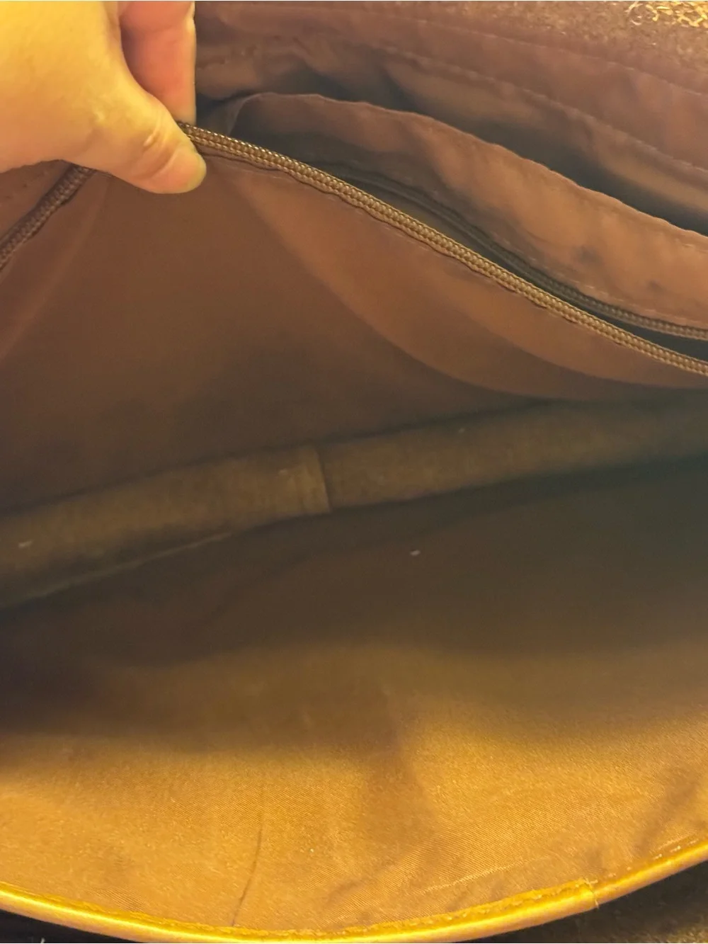 Le Donne Tan Genuine Leather Messenger Briefcase Laptop Bag